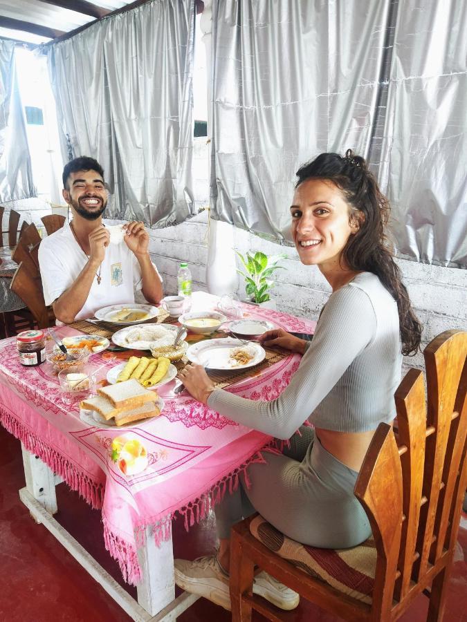 Hotel Gloriya Mathews Negombo Zewnętrze zdjęcie